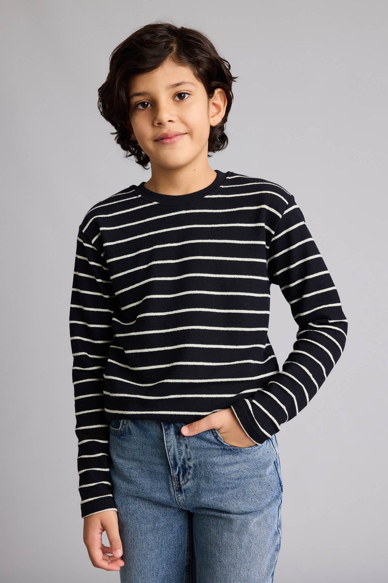 ديفاكتو تيشيرت اولادي كم طويل قصة عادية برقبة مستديرة - Image 3